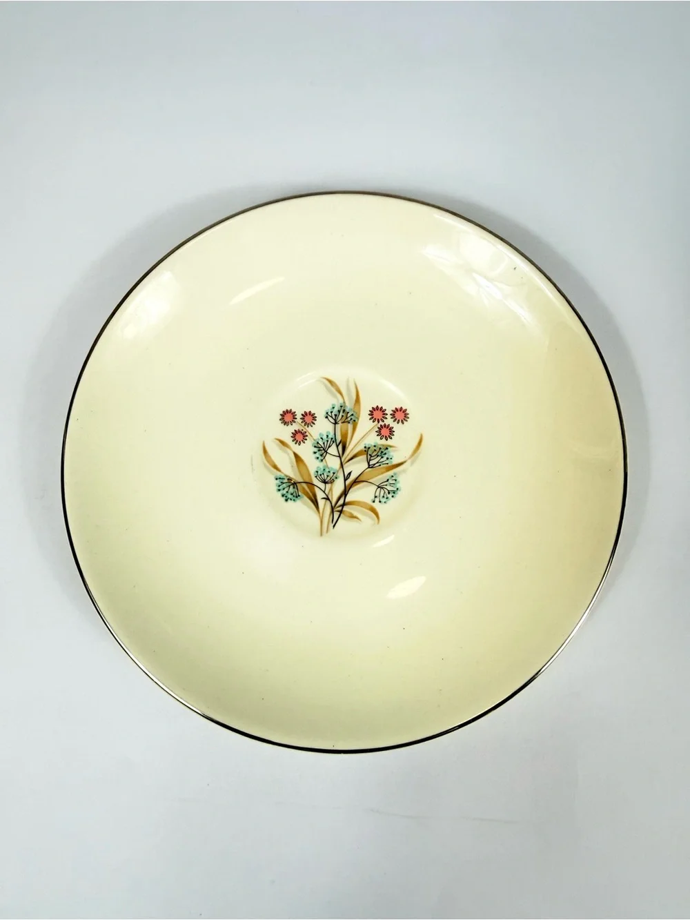 Taylor Smith Taylor Bittersweet Ever Yours Boutonniere Saucers Silver Rims 4